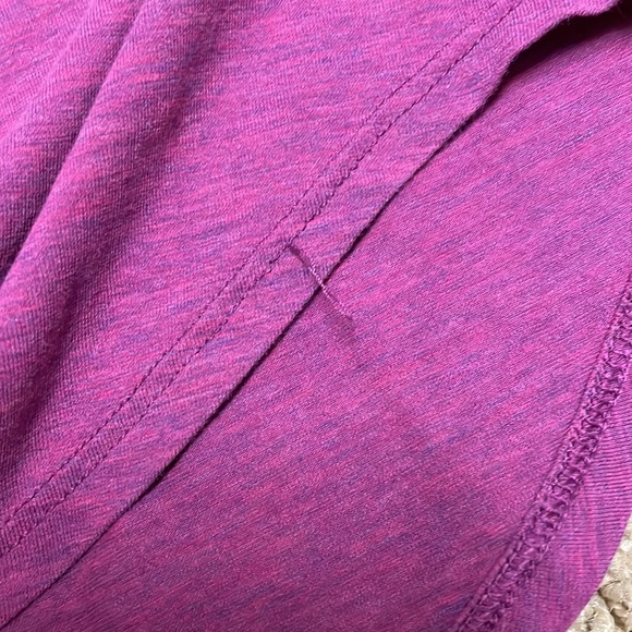 Lululemon roll up sleeve v neck love shirt - Picture 5 of 8